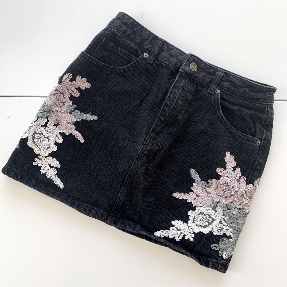 Topshop Black Denim Floral Appliqué Skirt